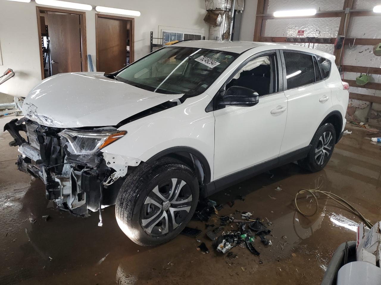 2018 Toyota RAV 4 VIN JTMBFREV0JJ185632
