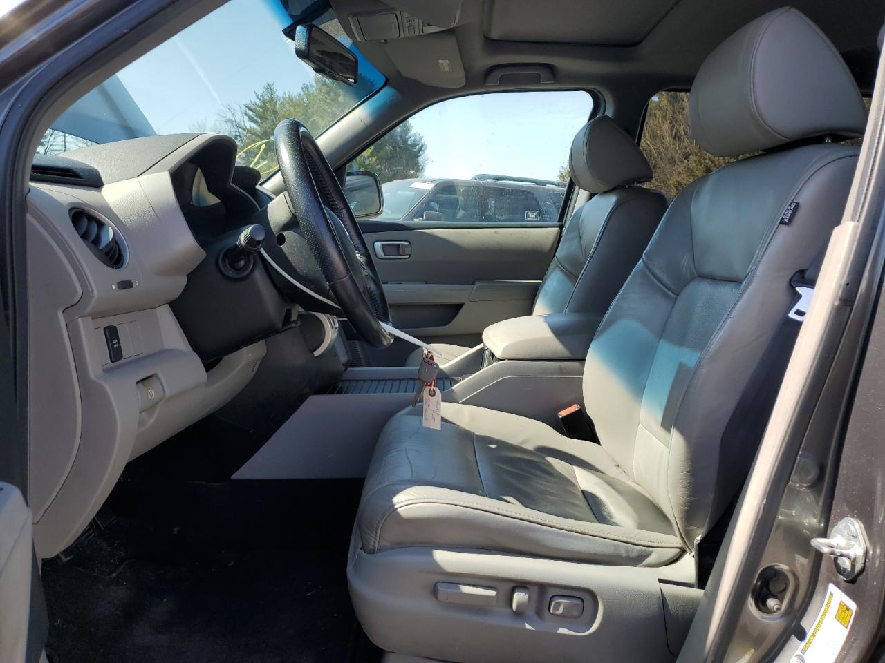 2011 Honda Pilot VIN 5FNYF4H56BB078599 Copart auction photo, front end / minor dent/scratches damage thumbnail 7