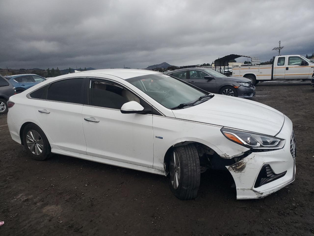 2019 Hyundai Sonata VIN KMHE24L33KA094171 Copart auction photo, all over damage thumbnail 4