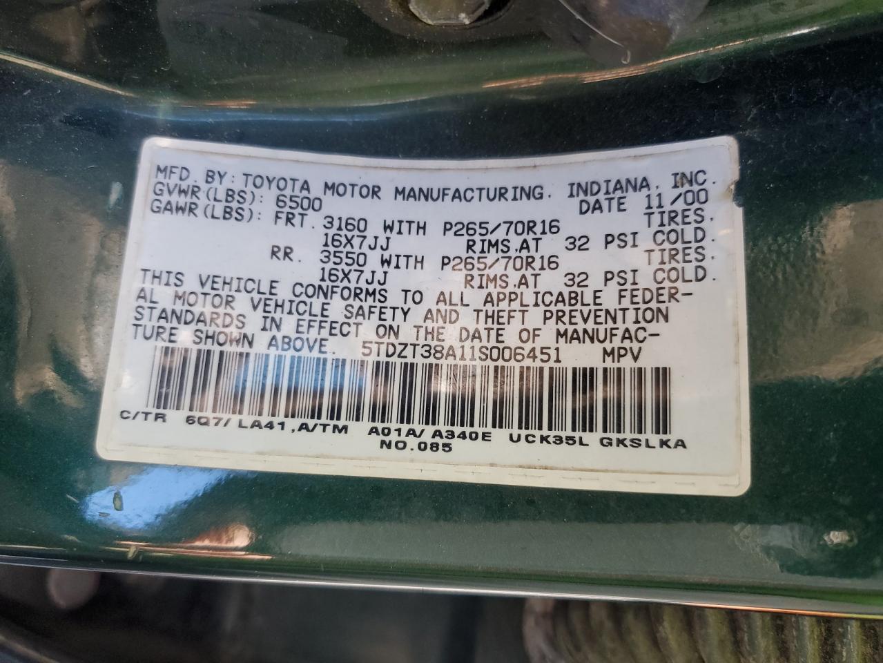 2001 Toyota Sequoia VIN 5TDZT38A11S006451 Copart auction photo, front end damage thumbnail 14