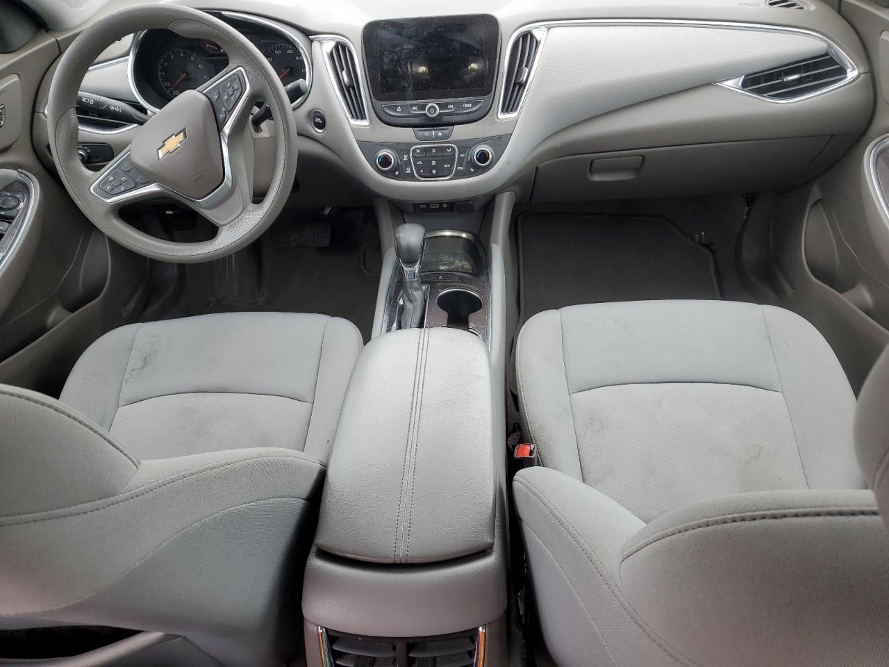 2021 Chevrolet Malibu VIN 1G1ZD5STXMF024849 Copart auction photo, front end / minor dent/scratches damage thumbnail 8