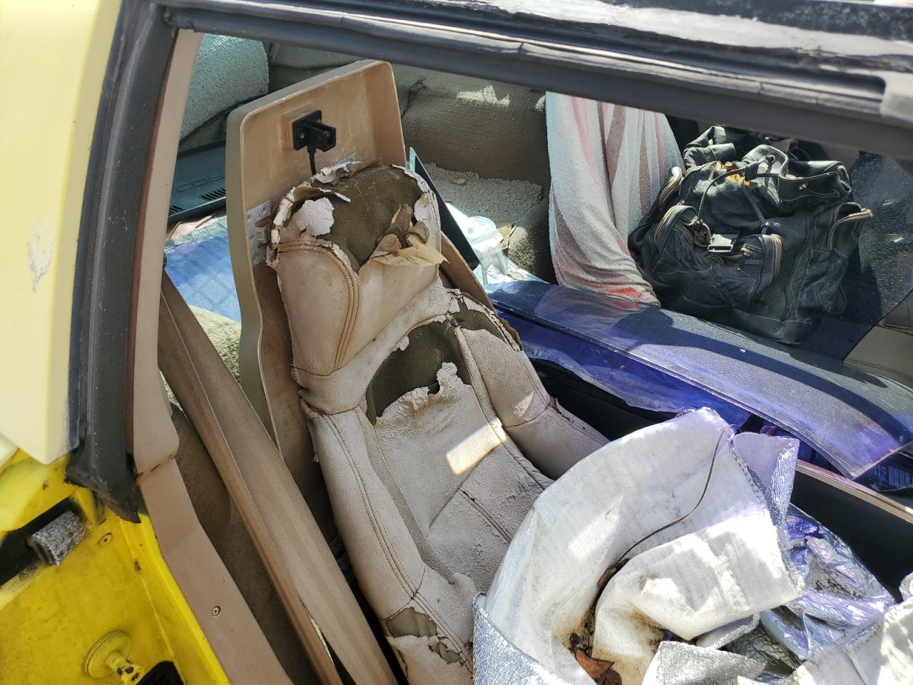1992 Chevrolet Corvette VIN 1G1YY23PXN5109648 Copart auction photo, water/flood damage thumbnail 10