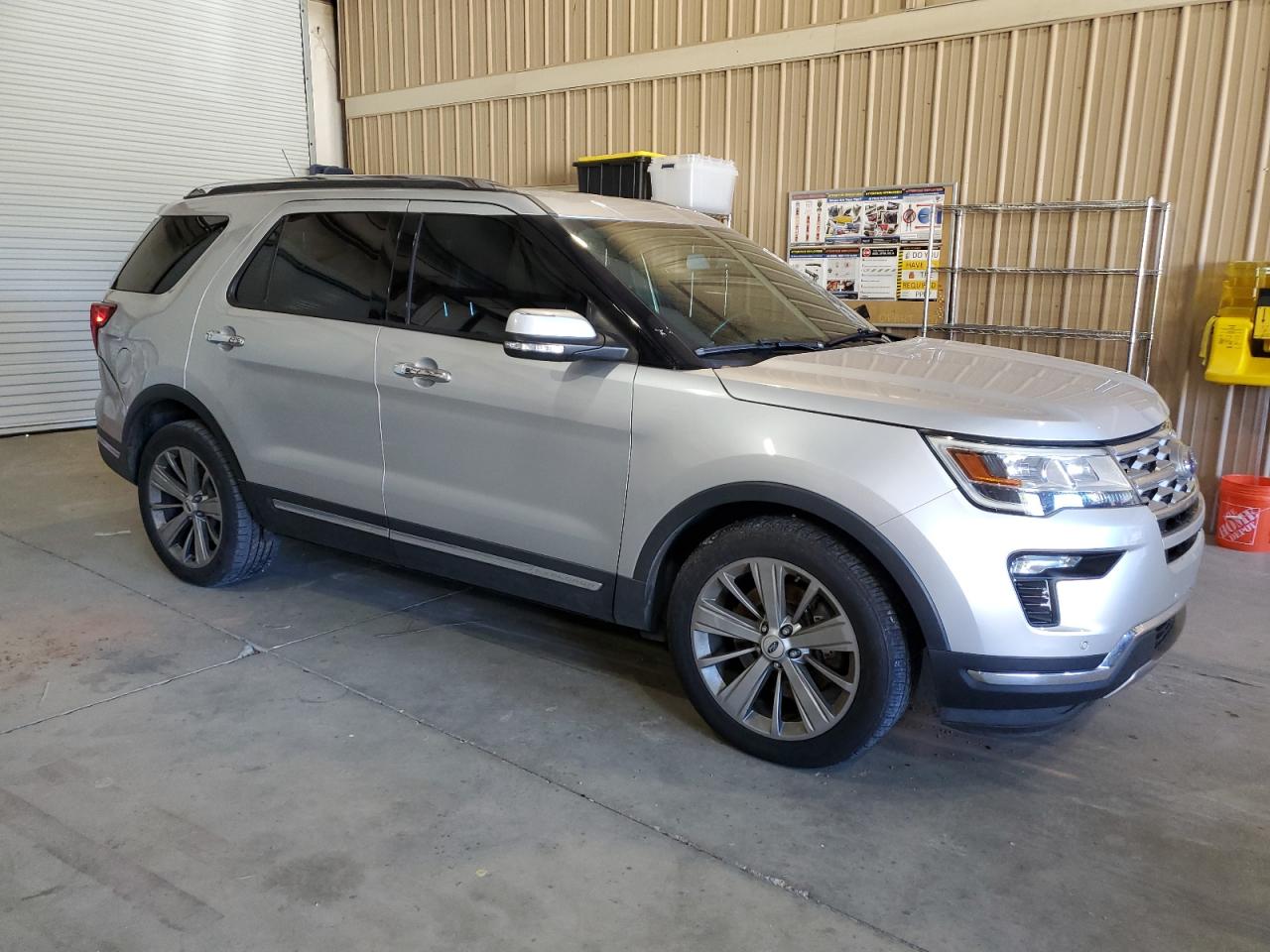 2018 Ford Explorer VIN 1FM5K7F88JGA21463 Copart auction photo, rear end / undercarriage damage thumbnail 4
