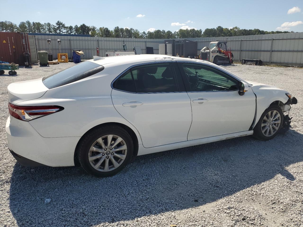 2020 Toyota Camry VIN 4T1L11AK6LU900443 Copart auction photo, front end / top/roof damage thumbnail 3