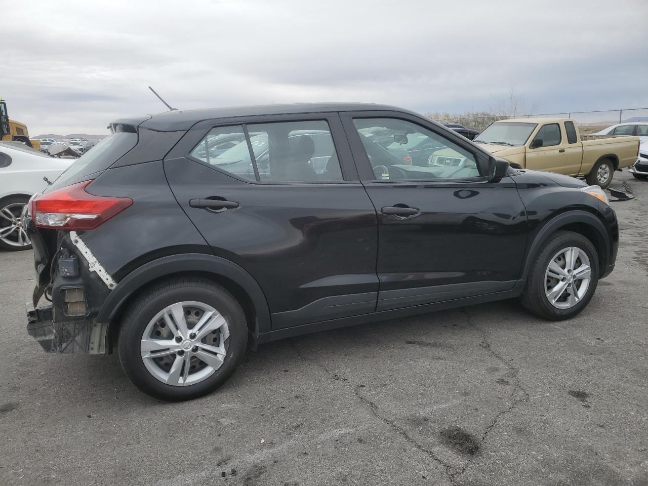 2020 Nissan Kicks VIN 3N1CP5BV4LL492086 Copart auction photo, rear end damage thumbnail 3