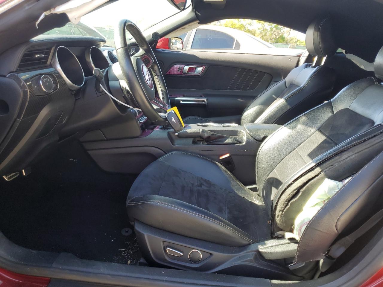 2019 Ford Mustang VIN 1FA6P8TH7K5194110 Copart auction photo, side / front end damage thumbnail 7