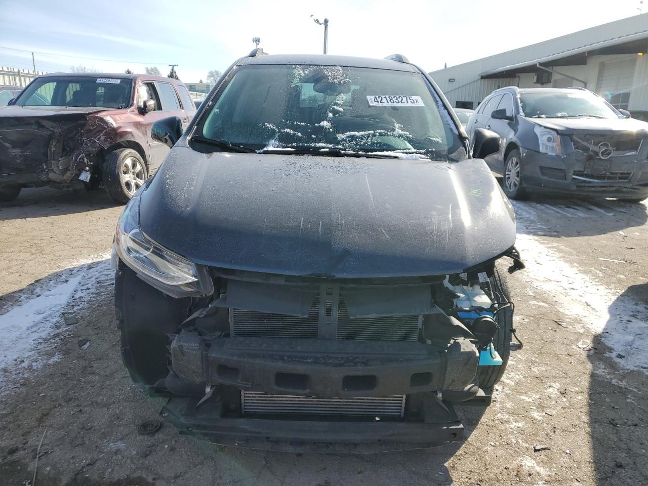 2021 Chevrolet Trax VIN KL7CJLSB3MB329227 Copart auction photo, front end / side damage thumbnail 5