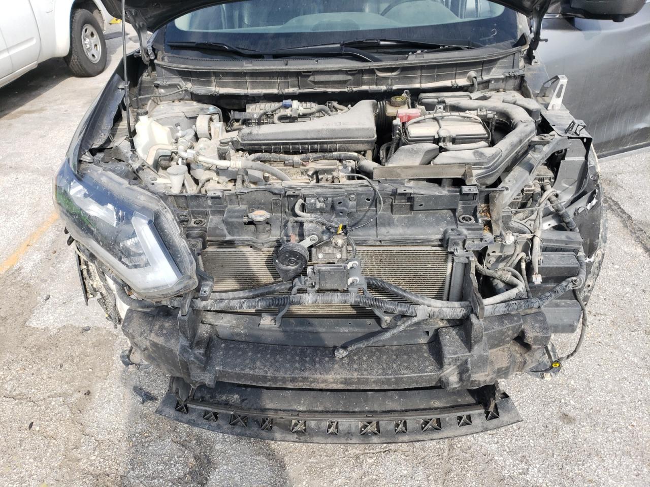2017 Nissan Rogue VIN JN8AT2MT2HW408153 Copart auction photo, front end / side damage thumbnail 12