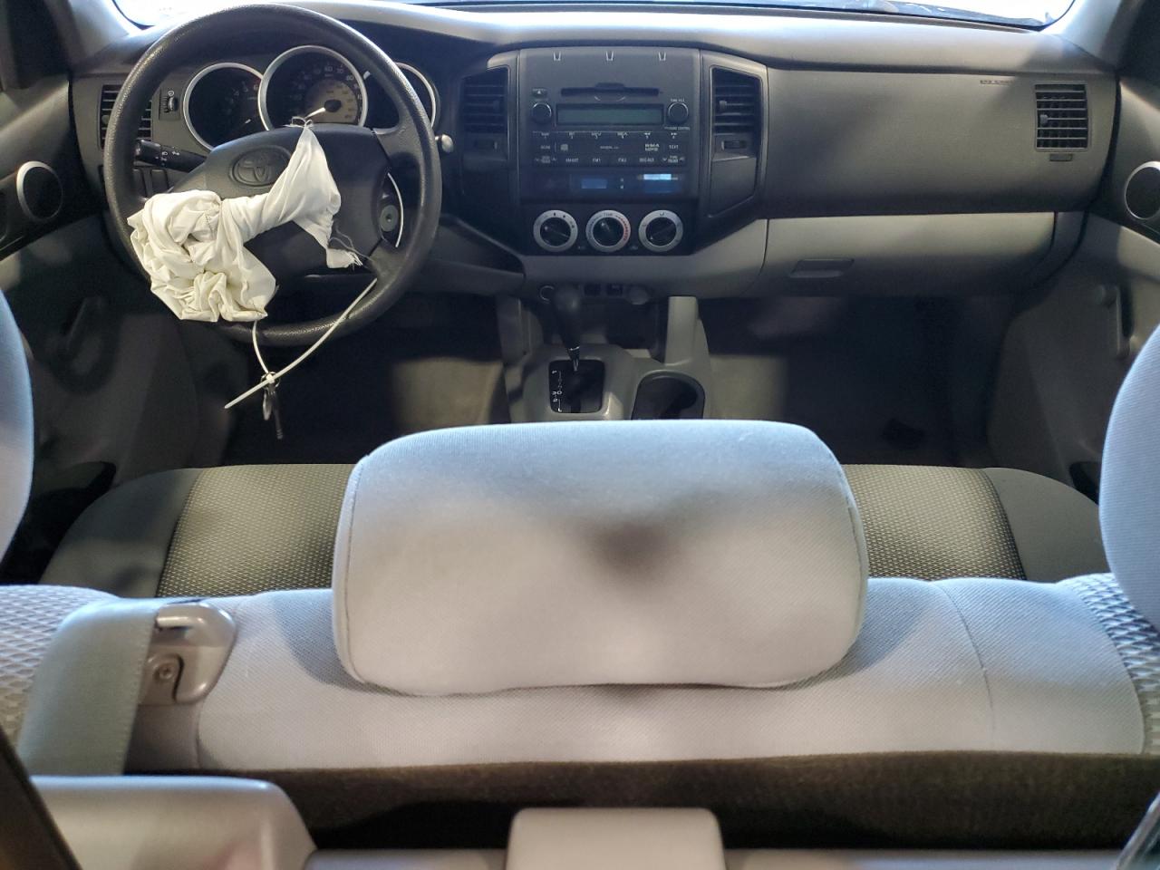 2010 Toyota Tacoma VIN 5TENX4CN3AZ720636 Copart auction photo, front end damage thumbnail 8