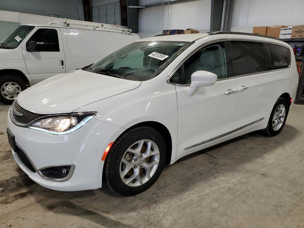 2017 Chrysler Pacifica VIN 2C4RC1BG1HR541591