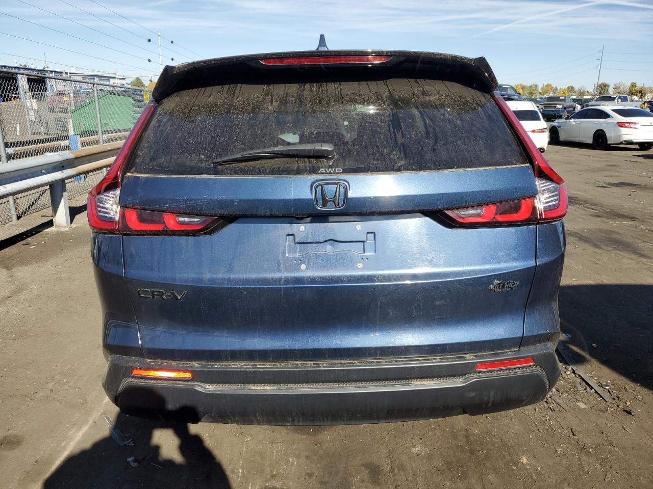 2024 Honda CR-V VIN 2HKRS4H41RH400035 Copart auction photo, front end / side damage thumbnail 6