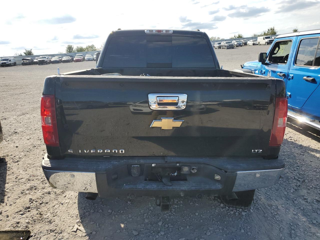 2008 Chevrolet Silverado VIN 2GCEK13M681123273 Copart auction photo, all over damage thumbnail 6
