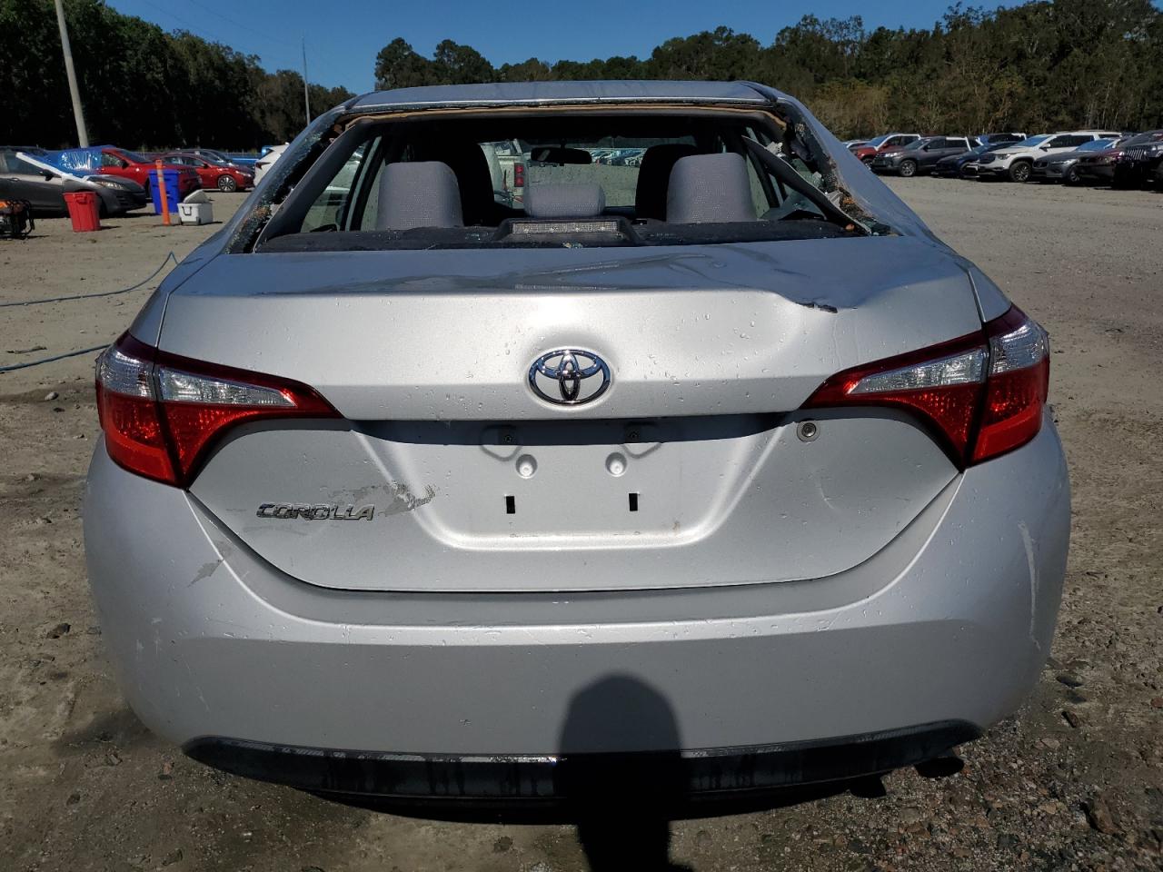 2015 Toyota Corolla VIN 2T1BURHE6FC365766 Copart auction photo, top/roof / minor dent/scratches damage thumbnail 6