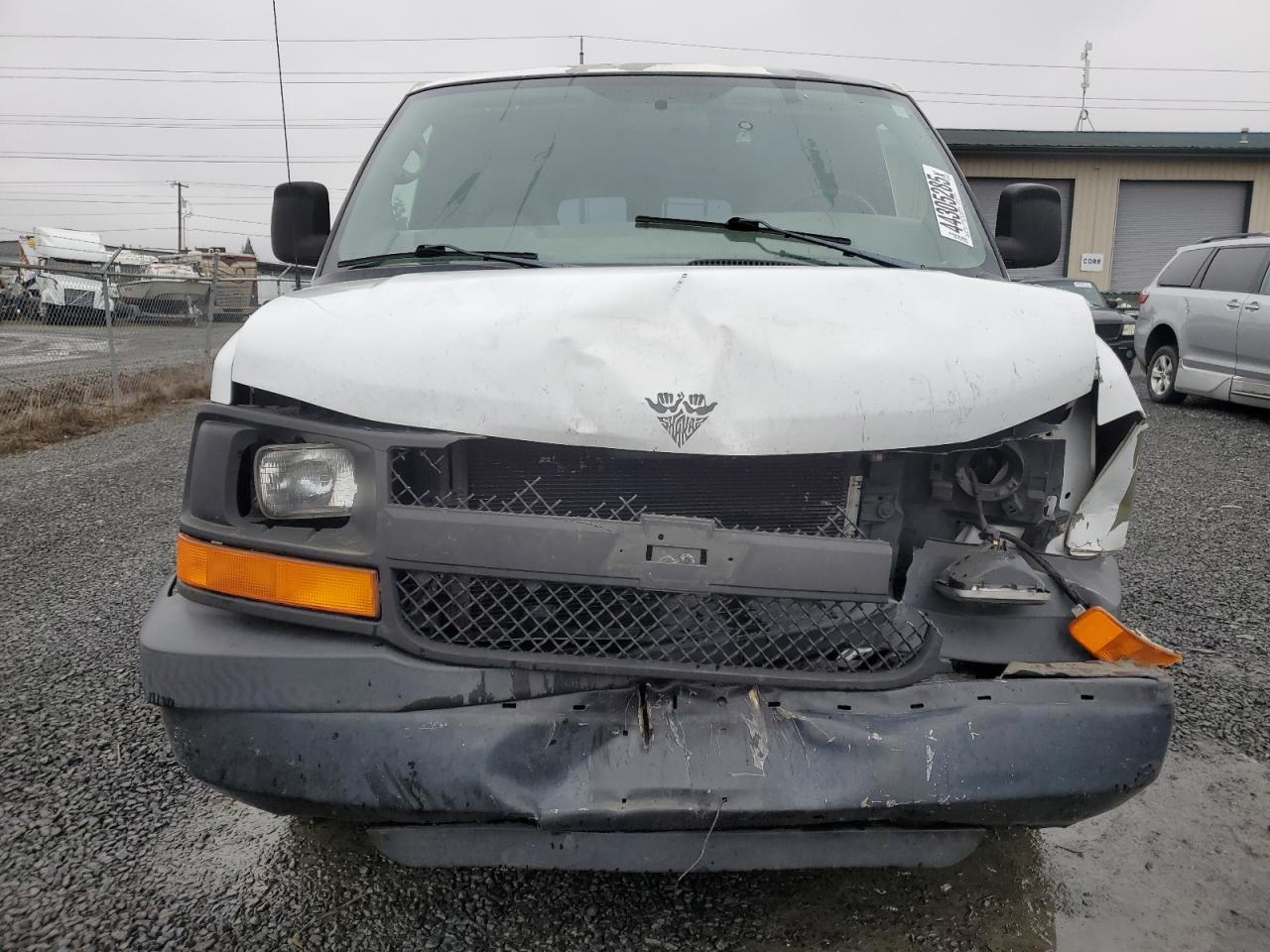 2006 Chevrolet Express VIN 1GCGG25V061171537 Copart auction photo, rear end / front end damage thumbnail 5