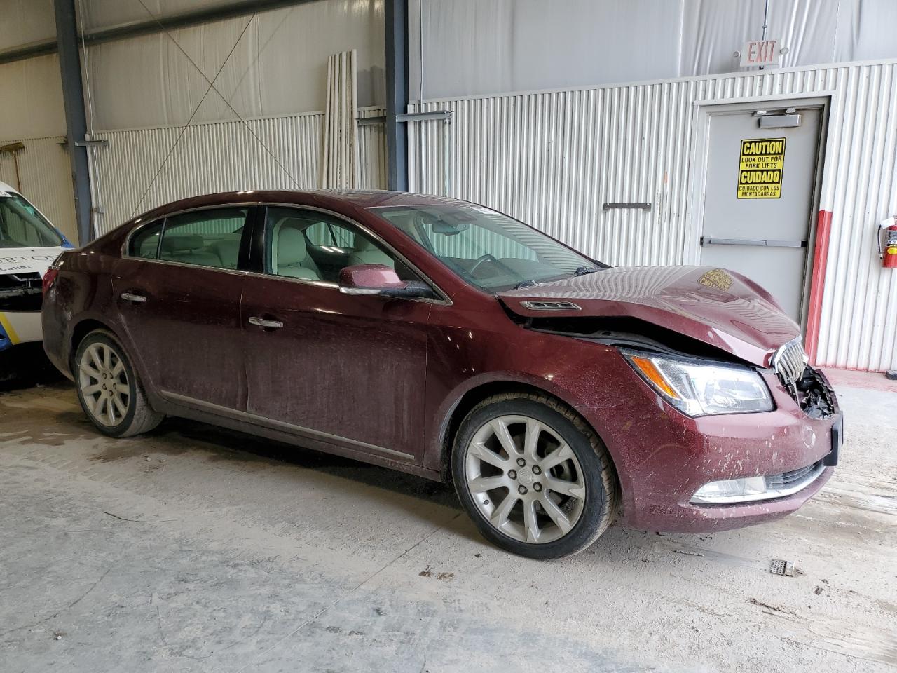 2015 Buick LaCrosse VIN 1G4GD5G37FF272885 Copart auction photo, front end damage thumbnail 4