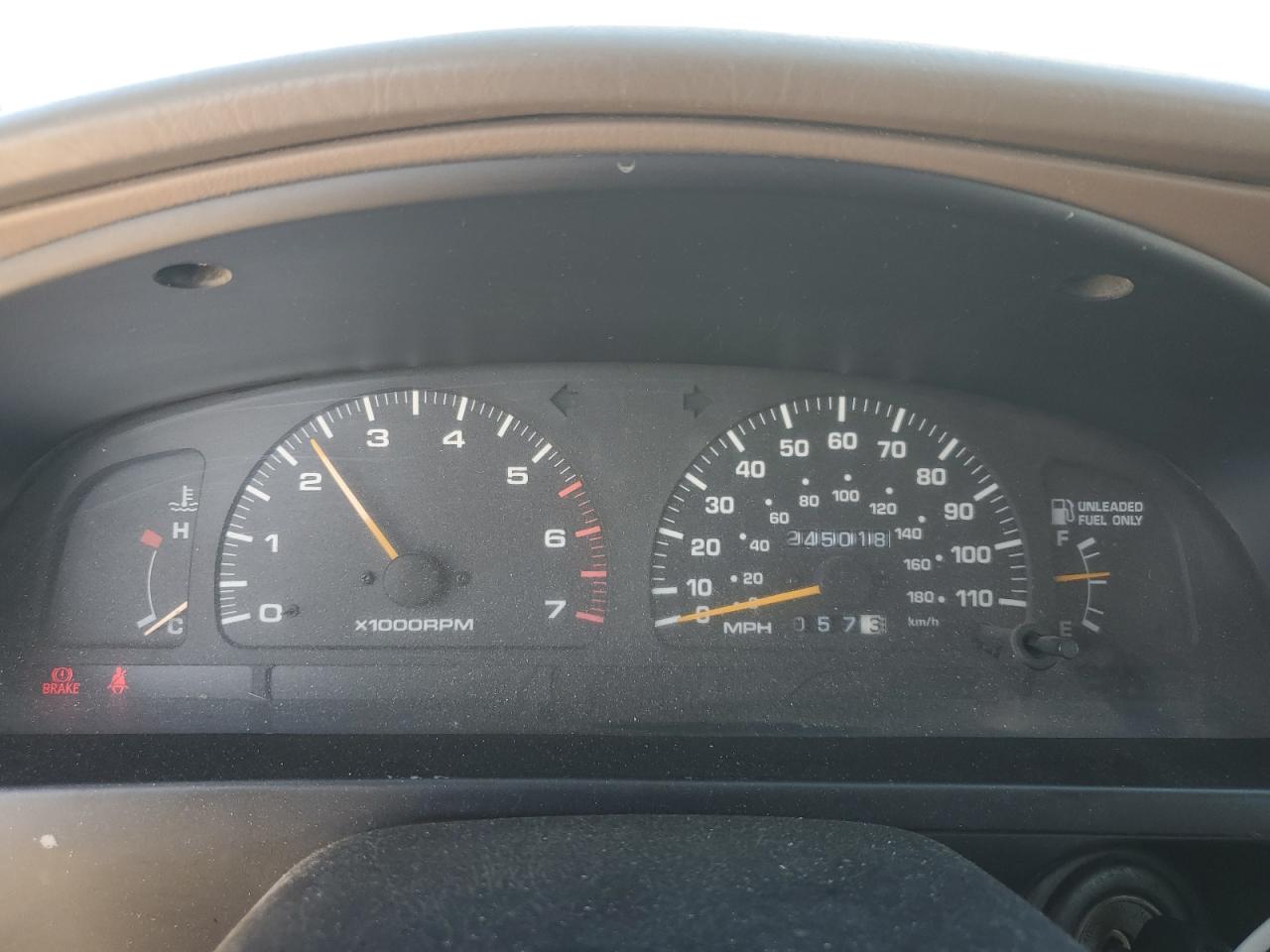 1997 Toyota 4Runner VIN JT3HM84R2V0025461 Copart auction photo, front end / minor dent/scratches damage thumbnail 9