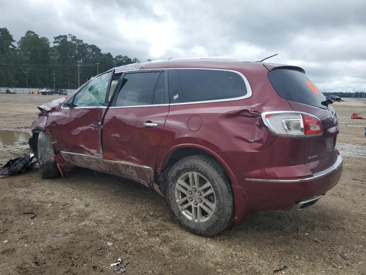 2015 Buick Enclave VIN 5GAKRAKD5FJ205970 Copart auction photo, front end / side damage thumbnail 2