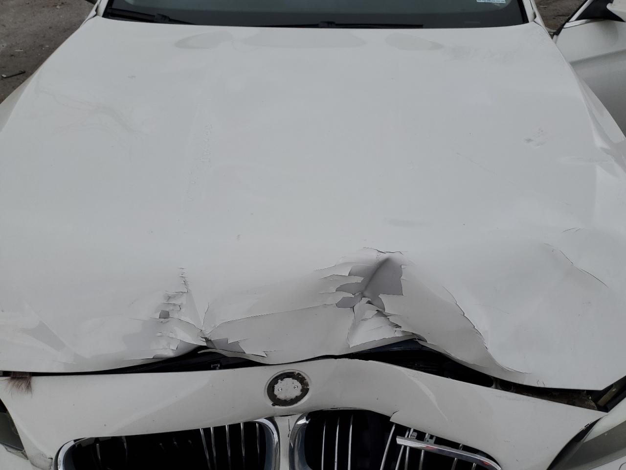 2013 BMW 5er VIN WBAXH5C54DD111805 Copart auction photo, front end / minor dent/scratches damage thumbnail 12