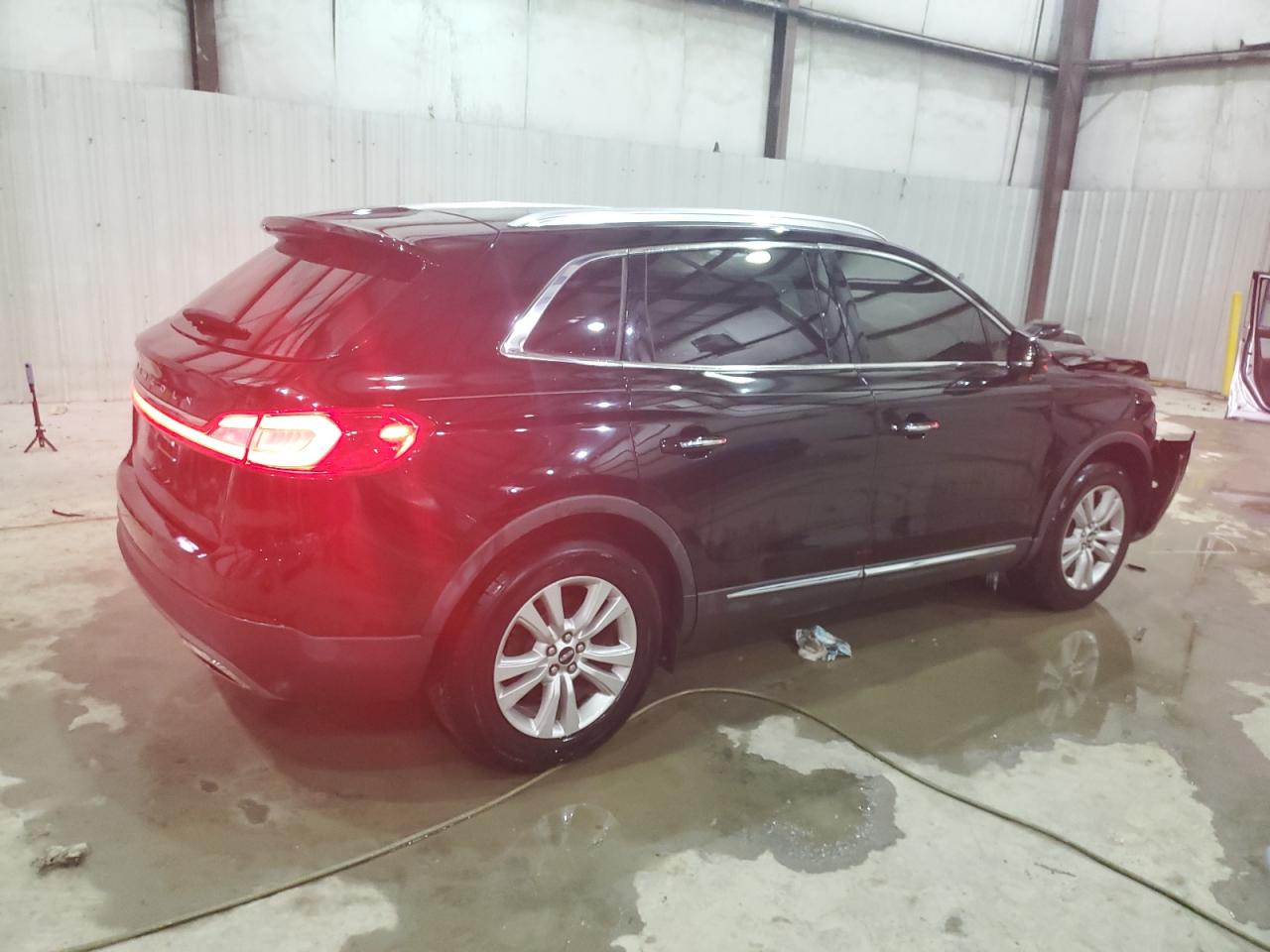 2018 Lincoln MKX VIN 2LMPJ6JR0JBL42138 Copart auction photo, front end damage thumbnail 3
