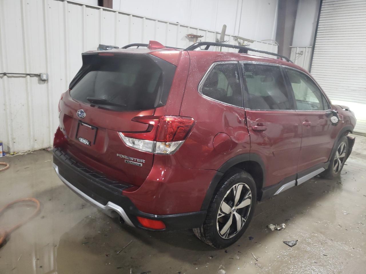 2021 Subaru Forester VIN JF2SKAXC9MH551092 Copart auction photo, front end damage thumbnail 3
