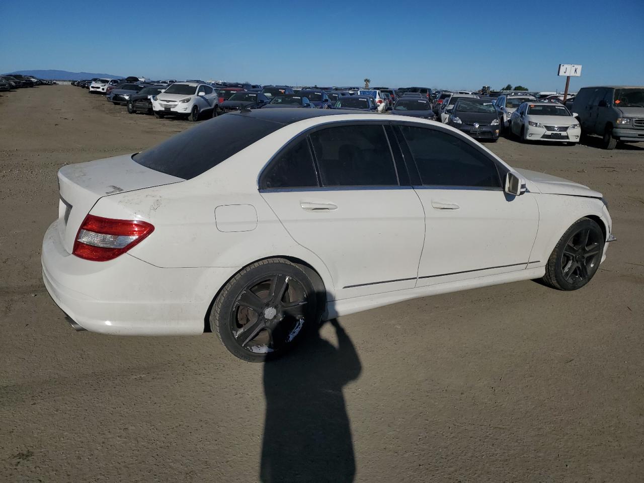 2010 Mercedes-Benz C-klasse VIN WDDGF5EB5AF429806 Copart auction photo, front end damage thumbnail 3
