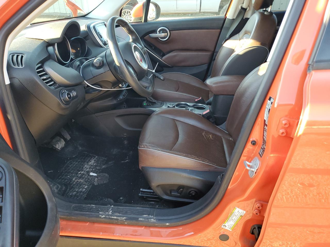 2016 Fiat 500 VIN ZFBCFXET1GP392160 Copart auction photo, minor dent/scratches / mechanical damage thumbnail 7