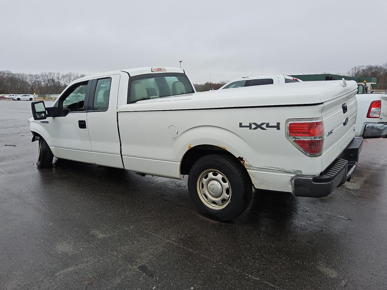 2010 Ford F-150 VIN 1FTVX1EV2AKB65842 Copart auction photo, front end damage thumbnail 2