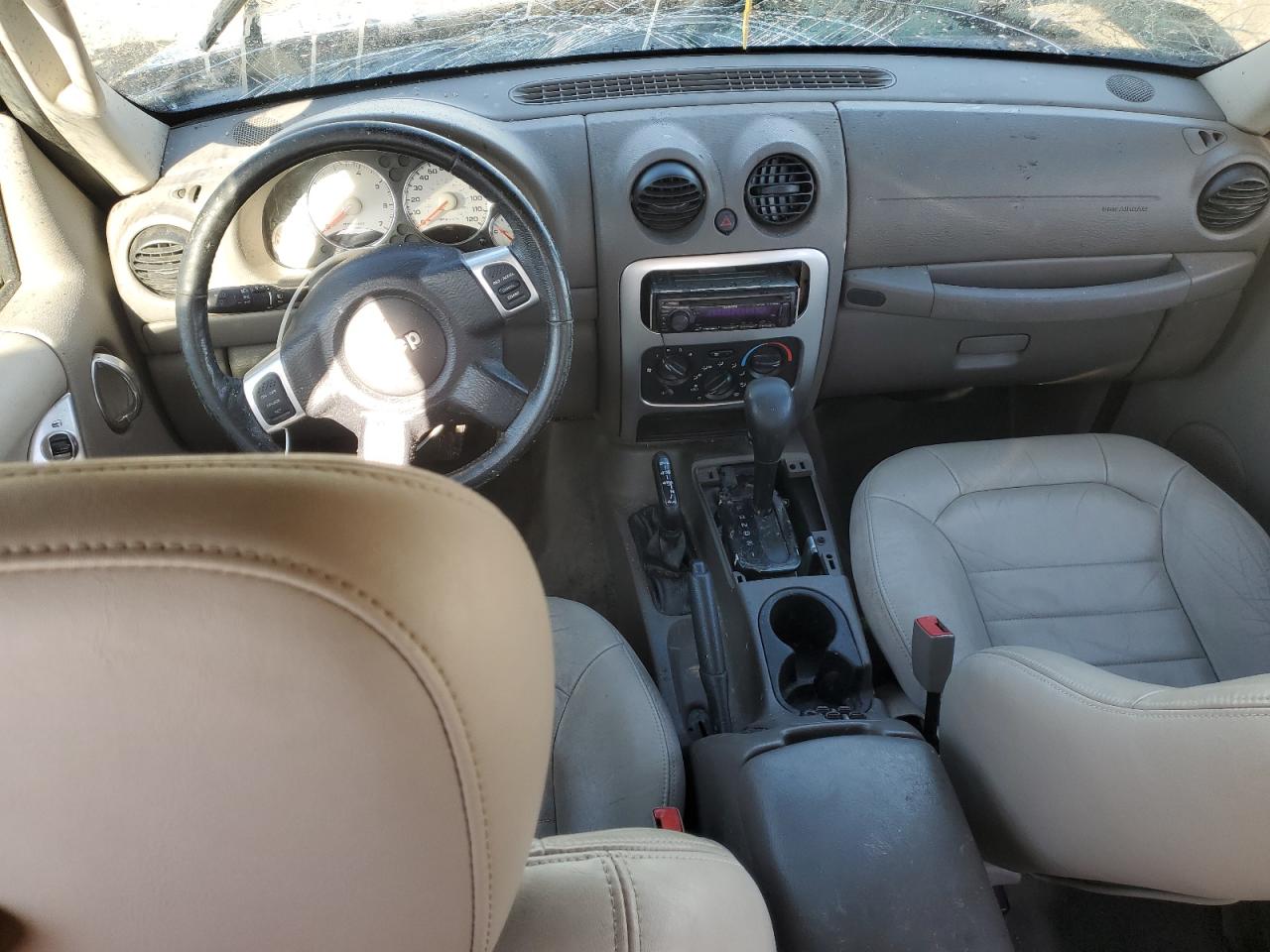 2004 Jeep Liberty (North America) VIN 1J4GL58K04W273218 Copart auction photo, rollover damage thumbnail 8