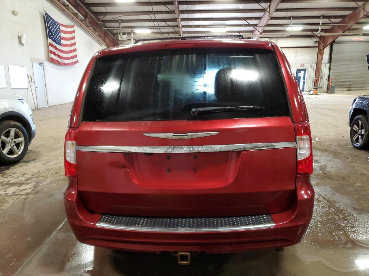 2015 Chrysler Town & Country VIN 2C4RC1CG6FR574081 Copart auction photo, side / front end damage thumbnail 6