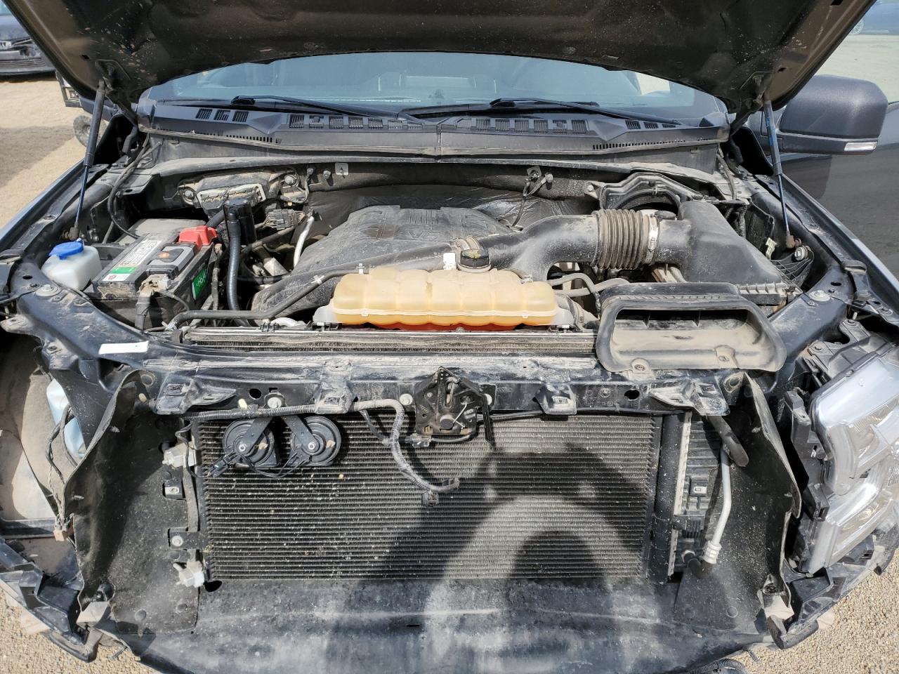 2016 Ford F-150 VIN 1FTFW1EG8GKF55331 Copart auction photo, front end / rear end damage thumbnail 11