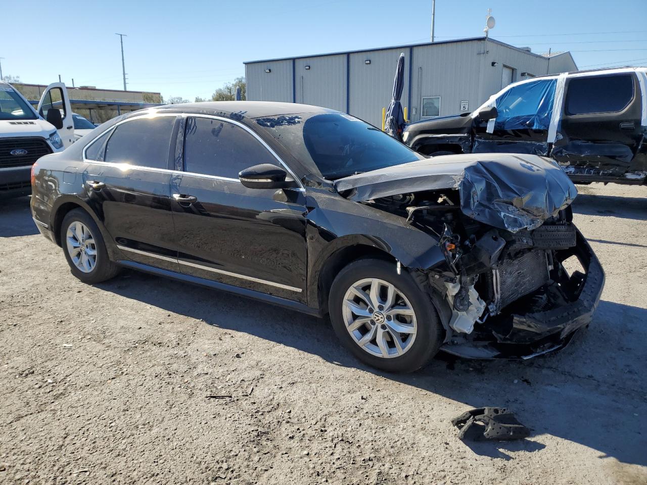2016 Volkswagen Passat VIN 1VWAT7A31GC033088 Copart auction photo, front end damage thumbnail 4