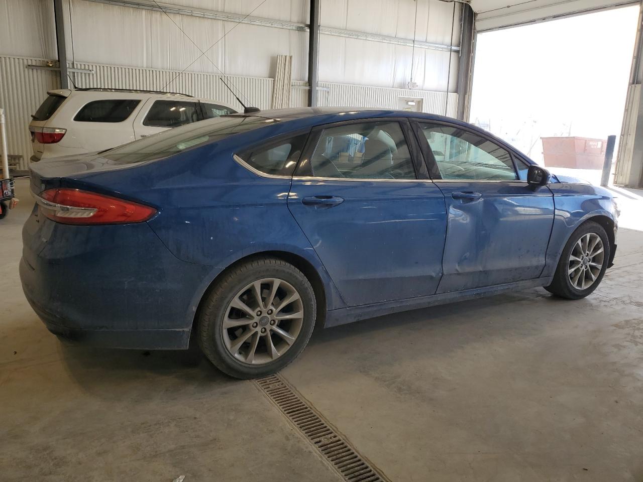 2017 Ford Fusion VIN 3FA6P0H71HR350312 Copart auction photo, all over damage thumbnail 3