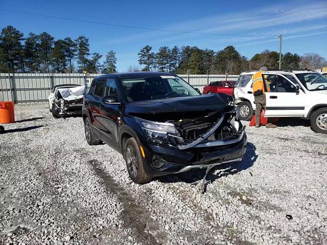 2023 KIA Seltos VIN KNDEPCAA2P7374301 Copart auction photo, front end / minor dent/scratches damage thumbnail 14