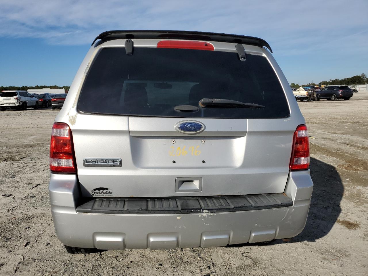 2012 Ford Escape VIN 1FMCU9D76CKA73195 Copart auction photo, minor dent/scratches damage thumbnail 6