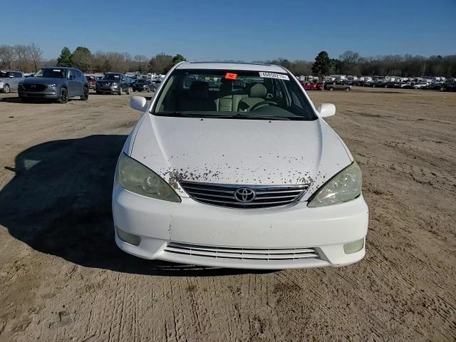 2005 Toyota Camry VIN 4T1BF32K65U088538 Copart auction photo, rear end / minor dent/scratches damage thumbnail 11