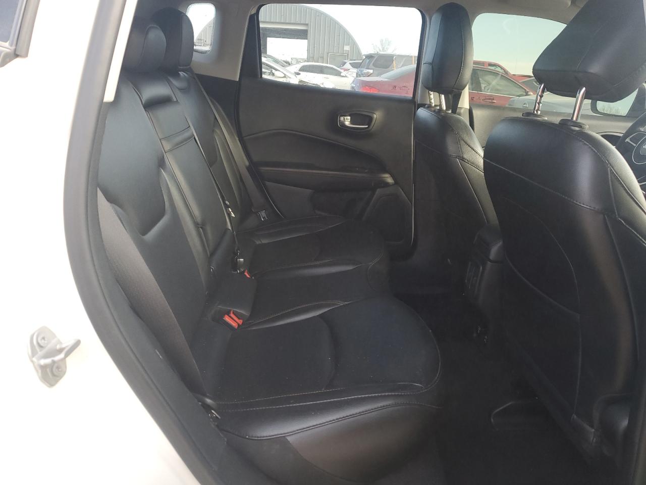 2019 Jeep Compass VIN 3C4NJDCB1KT596152 Copart auction photo, rear end damage thumbnail 11