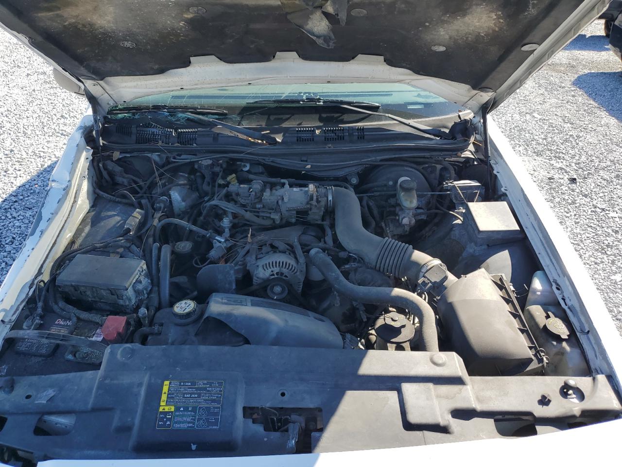 2004 Ford Crown Victoria VIN 2FAFP74W44X127716 Copart auction photo, front end / side damage thumbnail 13