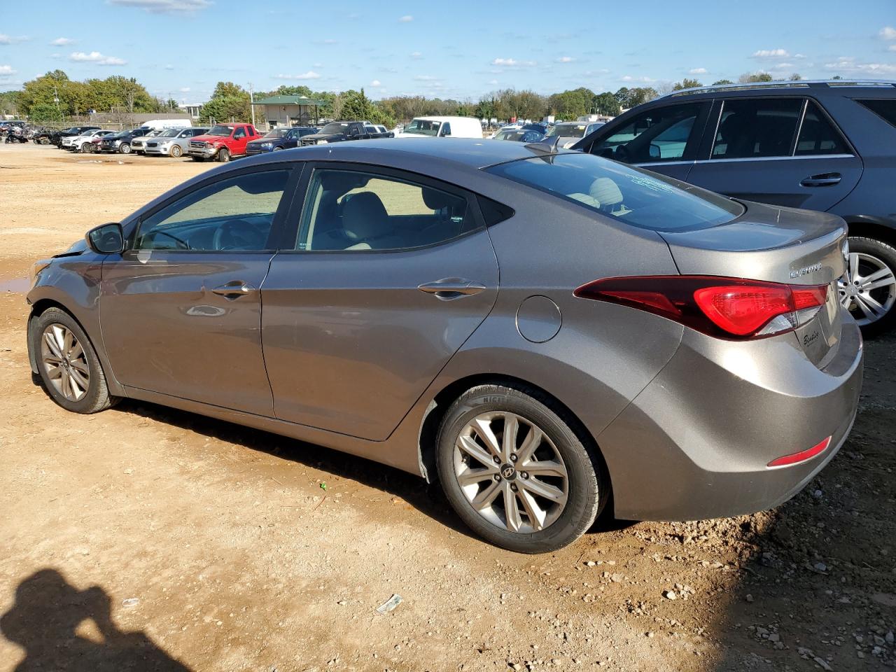 2015 Hyundai Elantra VIN 5NPDH4AE8FH586843 Copart auction photo, front end / side damage thumbnail 2