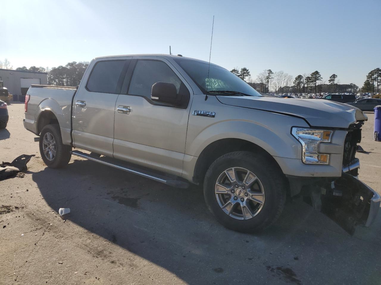 2017 Ford F-150 VIN 1FTEW1C86HFA56528 Copart auction photo, front end damage thumbnail 4