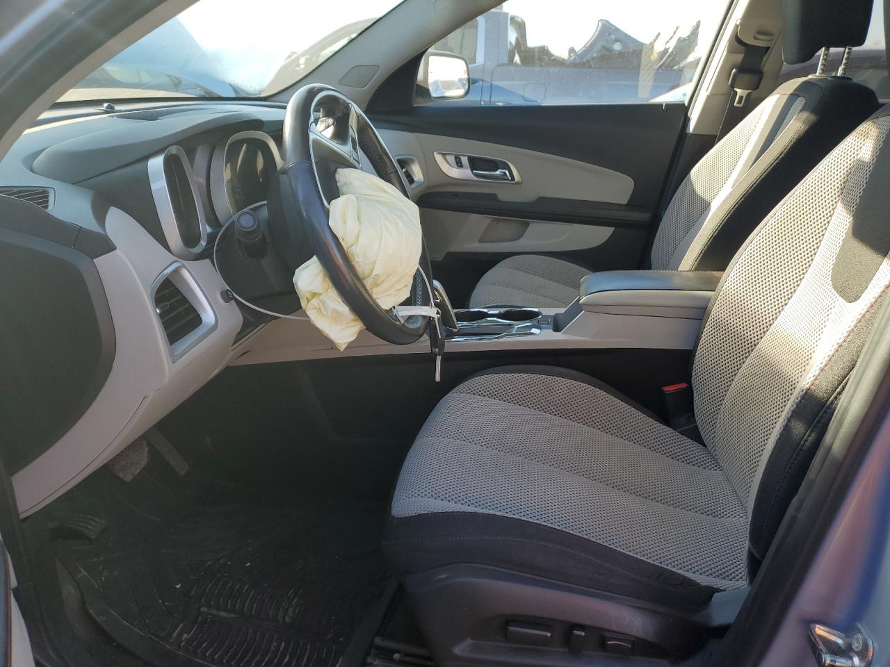 2015 Chevrolet Equinox VIN 2GNALCEK6F6299332 Copart auction photo, front end / minor dent/scratches damage thumbnail 7