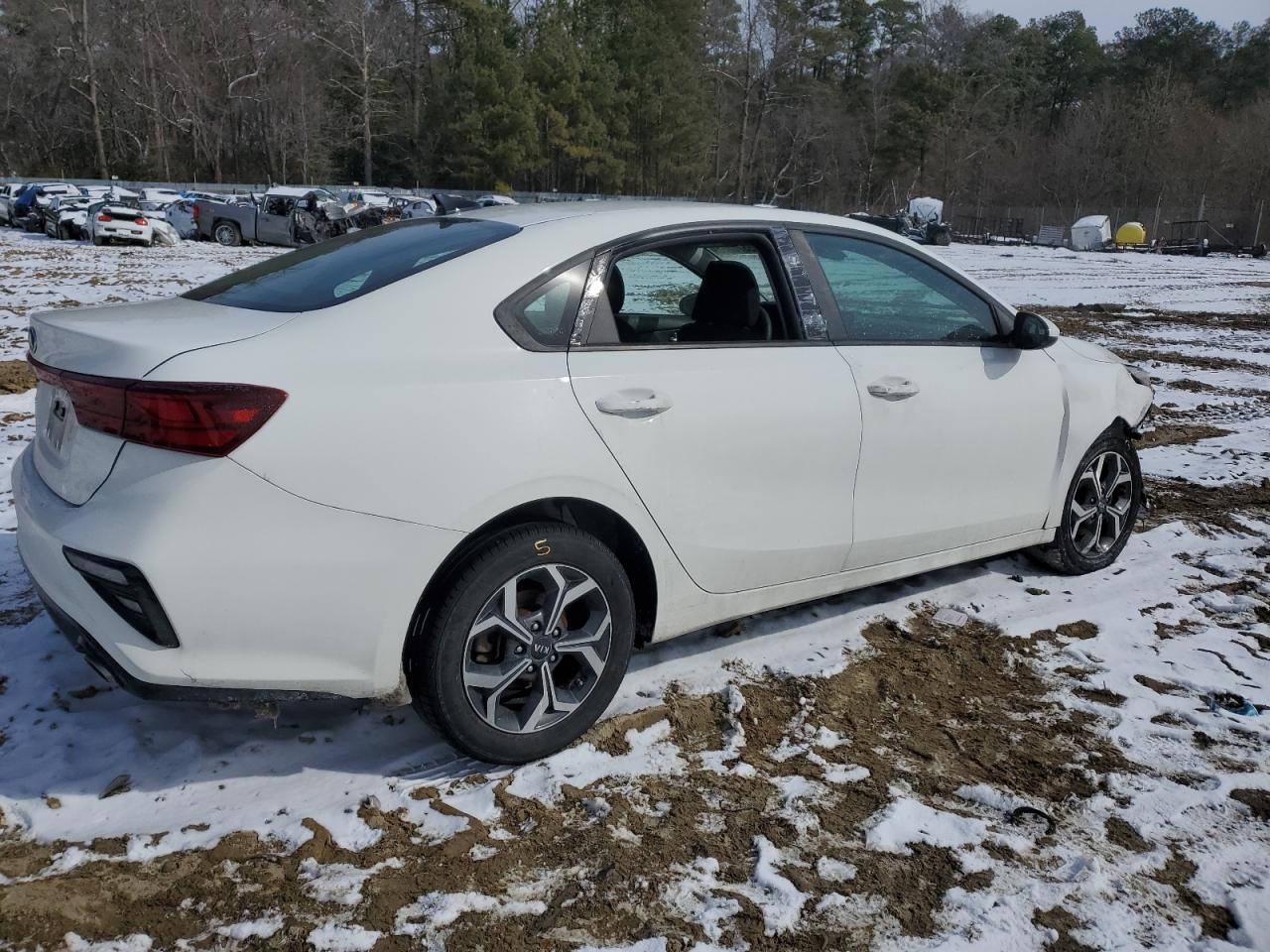 2019 KIA Forte VIN 3KPF24AD1KE125032 Copart auction photo, vandalism / front end damage thumbnail 3