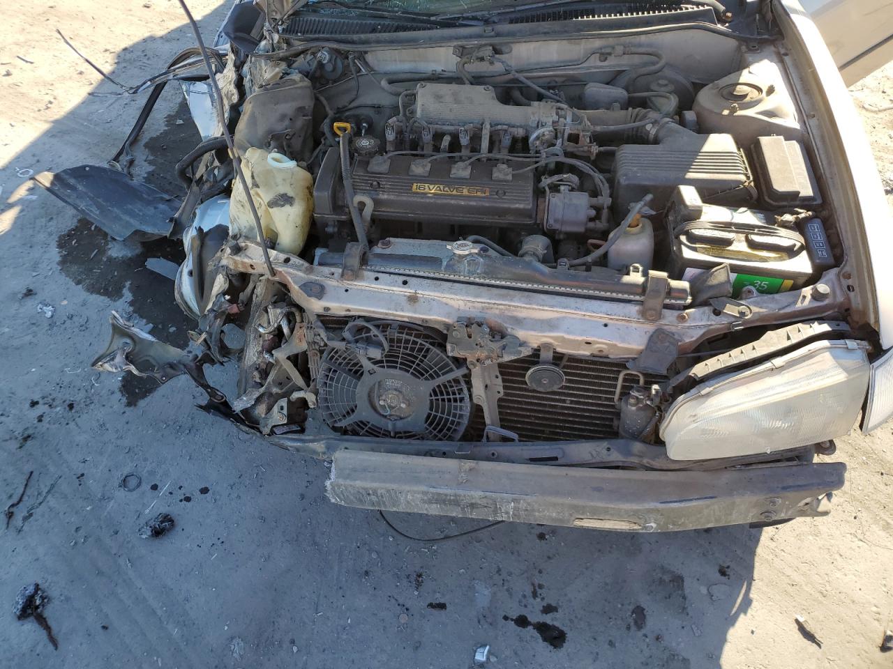 1994 GEO Prizm VIN 1Y1SK5362RZ083578 Copart auction photo, all over / minor dent/scratches damage thumbnail 12