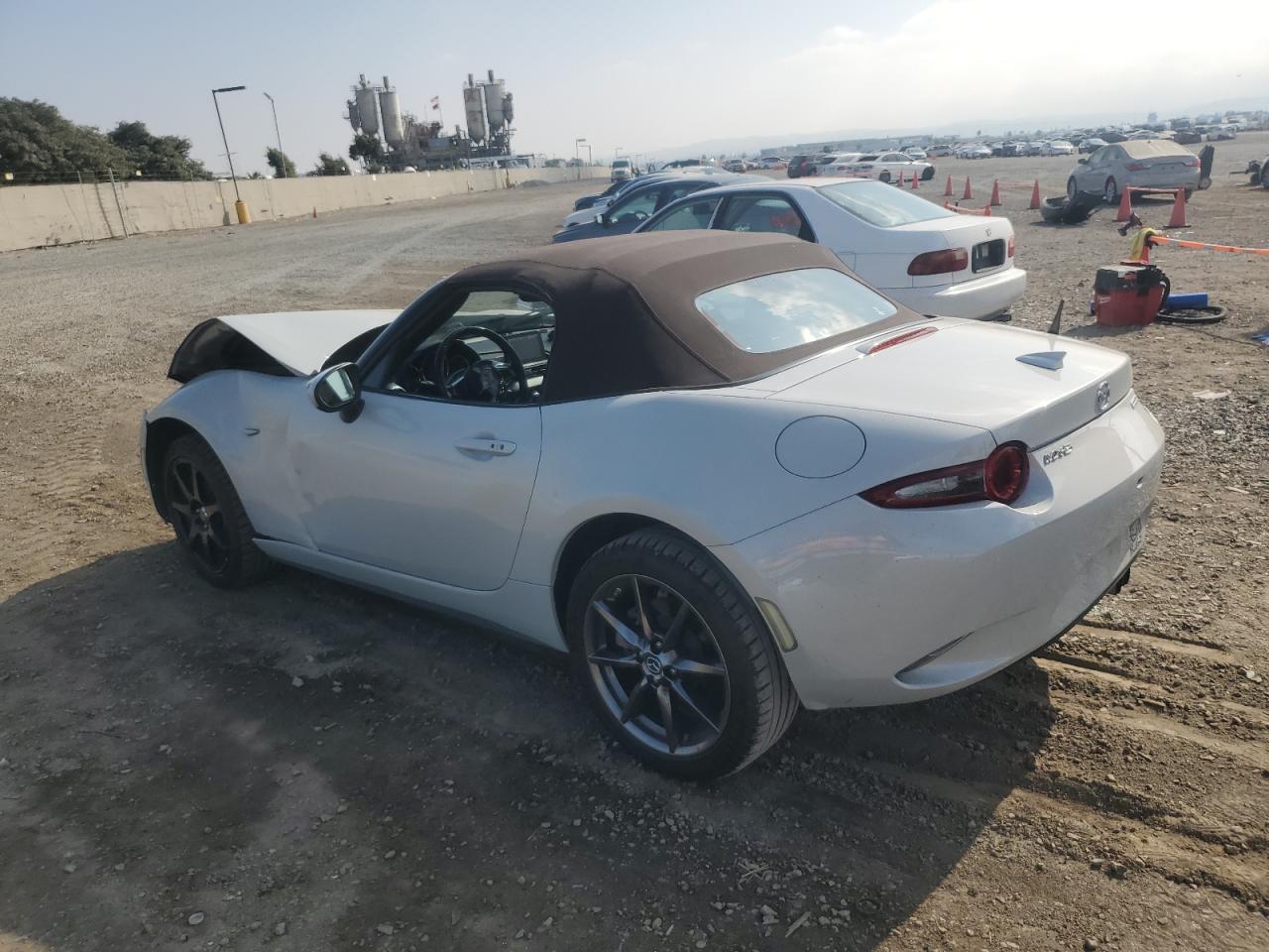2019 Mazda MX-5 VIN JM1NDAD74K0305740 Copart auction photo, front end damage thumbnail 2