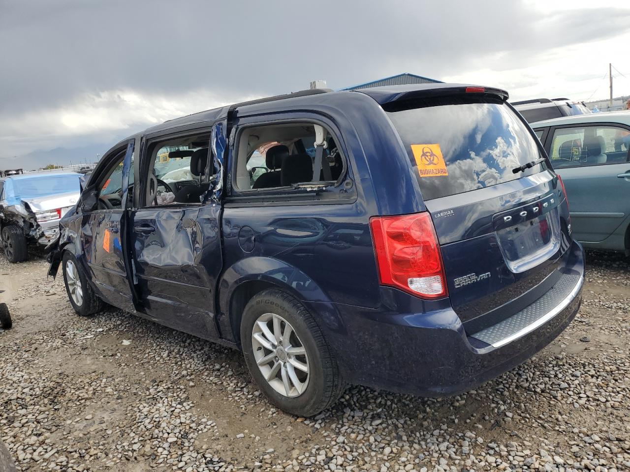 2016 Dodge Caravan VIN 2C4RDGCG1GR266625 Copart auction photo, front end / side damage thumbnail 2