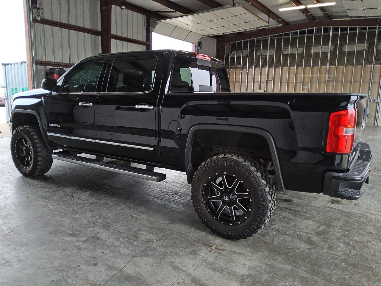 2015 GMC Sierra VIN 3GTU2WEJ3FG443960 Copart auction photo, minor dent/scratches damage thumbnail 2