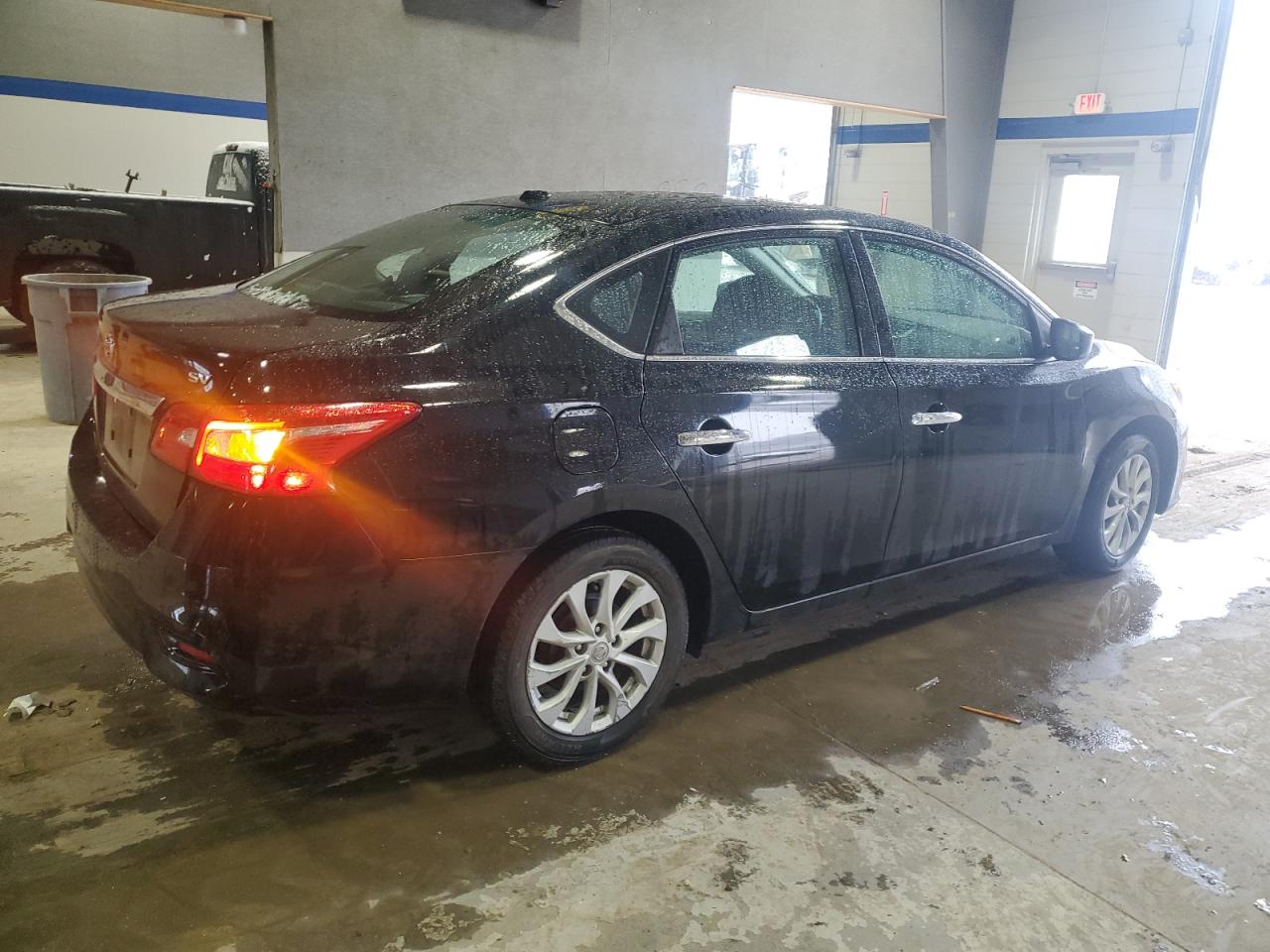 2018 Nissan Sentra VIN 3N1AB7AP8JL614904 Copart auction photo, front end damage thumbnail 3