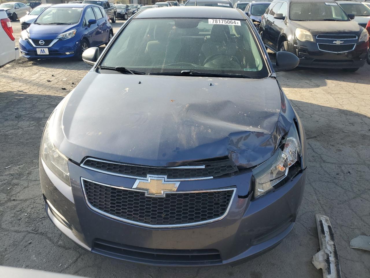 2013 Chevrolet Cruze VIN 1G1PB5SH1D7265038 Copart auction photo, front end damage thumbnail 5