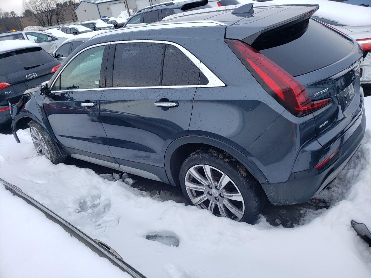 2019 Cadillac XT4 VIN 1GYFZDR40KF101367 Copart auction photo, front end damage thumbnail 2
