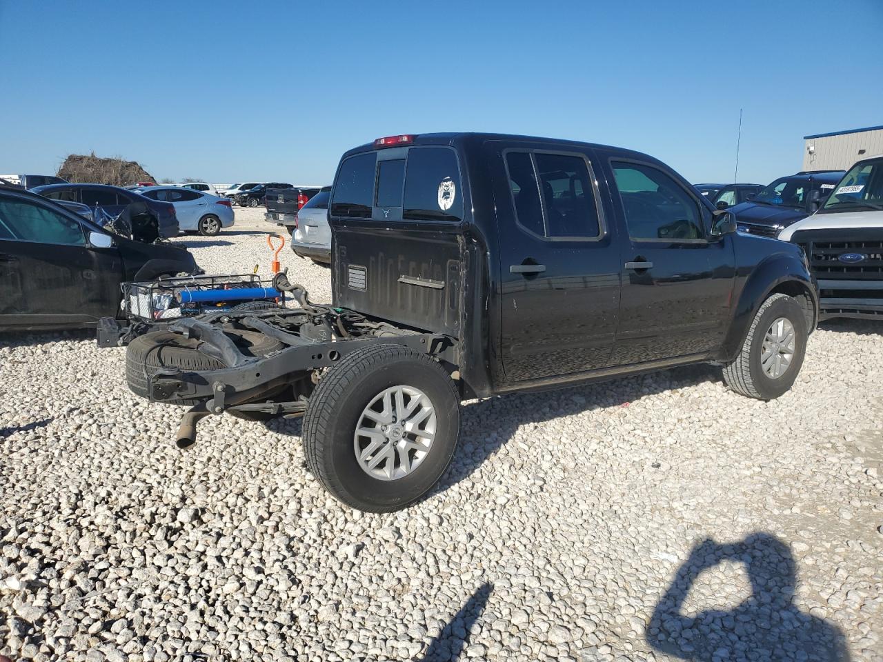 2018 Nissan Navara (Frontier) VIN 1N6DD0ER1JN707445 Copart auction photo, rear end damage thumbnail 3