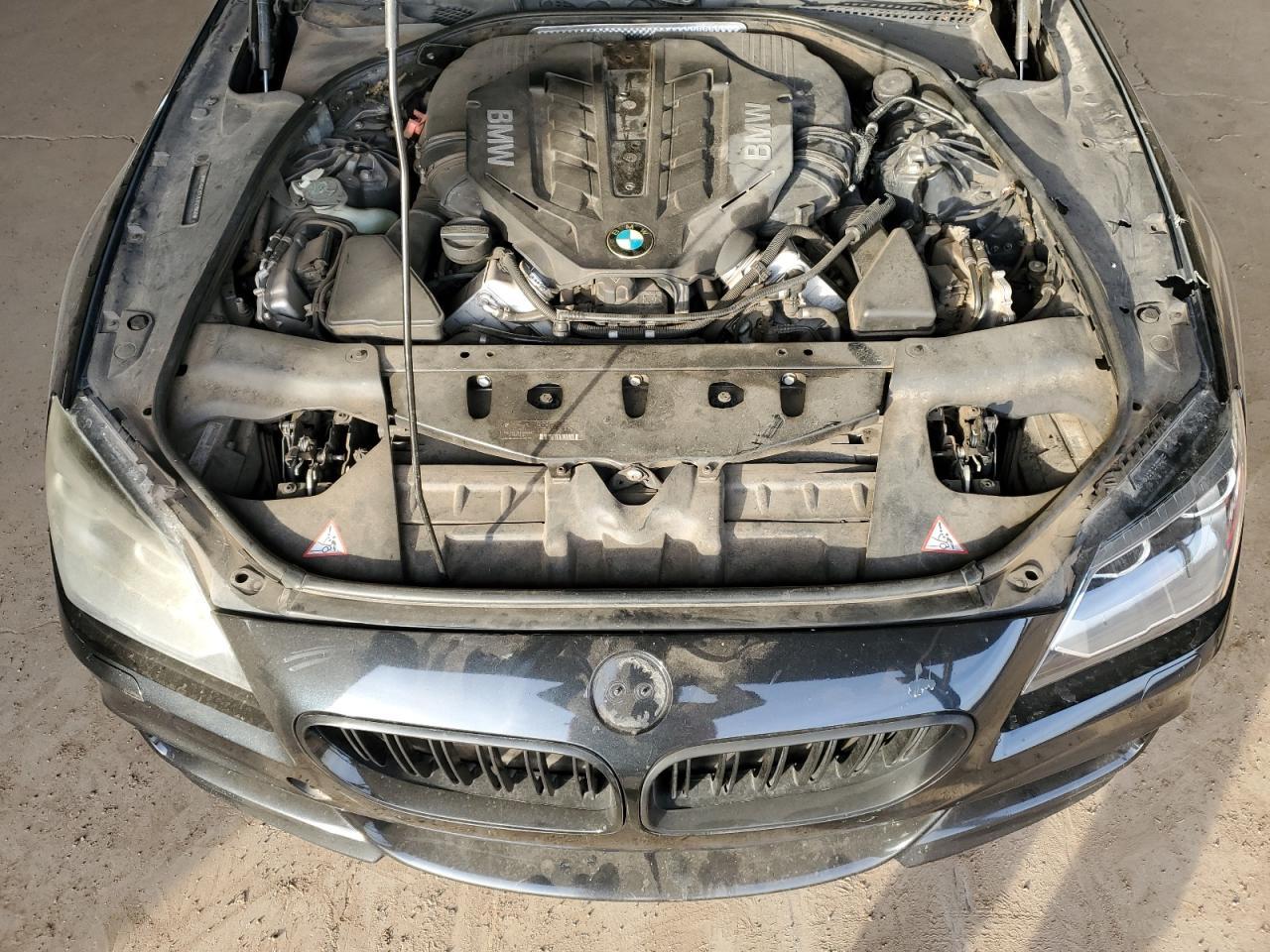2014 BMW 6er VIN WBA6B2C52ED129040 Copart auction photo, vandalism / front end damage thumbnail 11